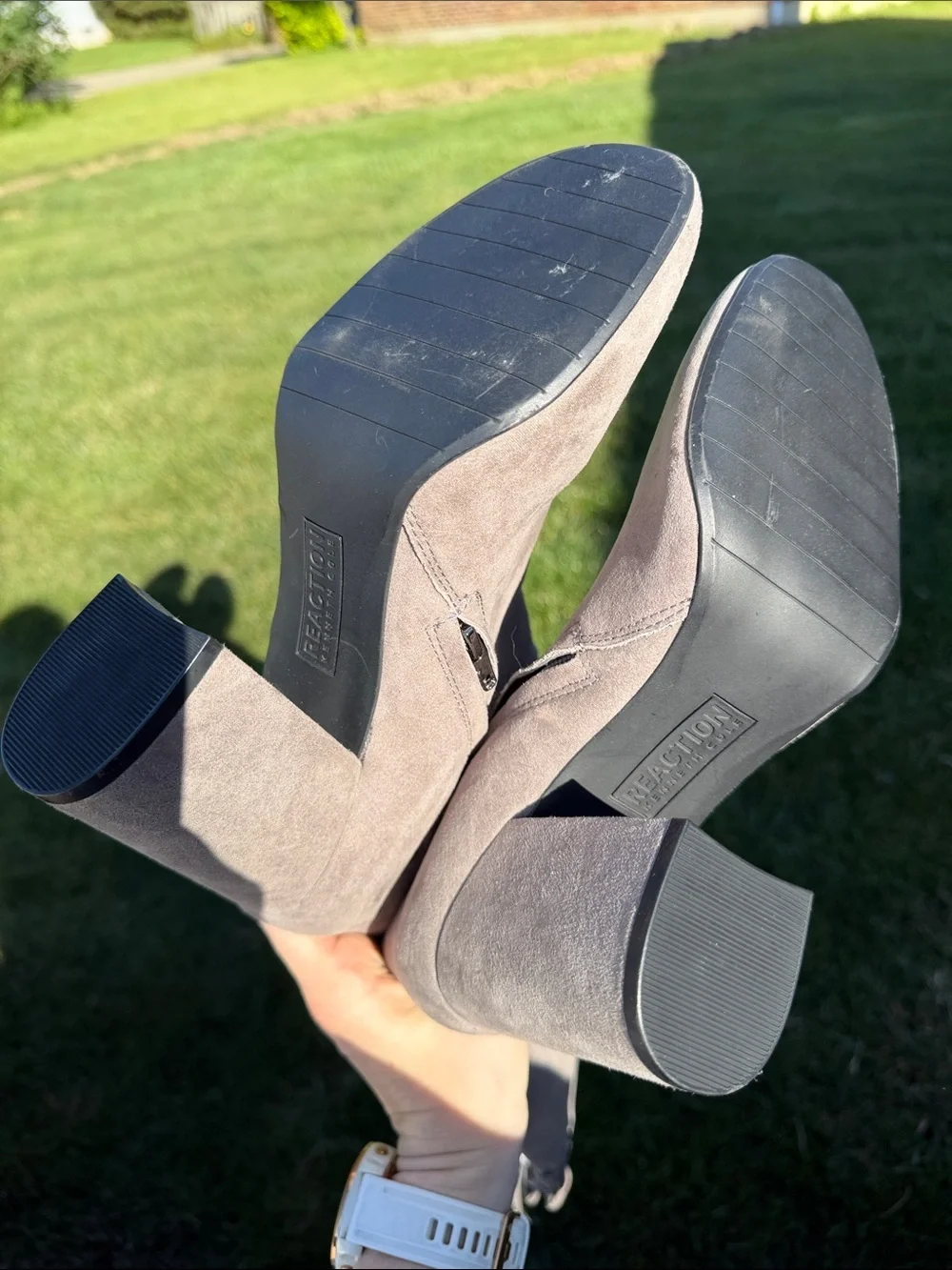 Reaction Kenneth Cole Dark Gray Leather Bootie